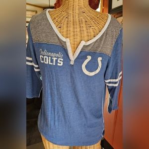 Womans Colts NFL tshirt
